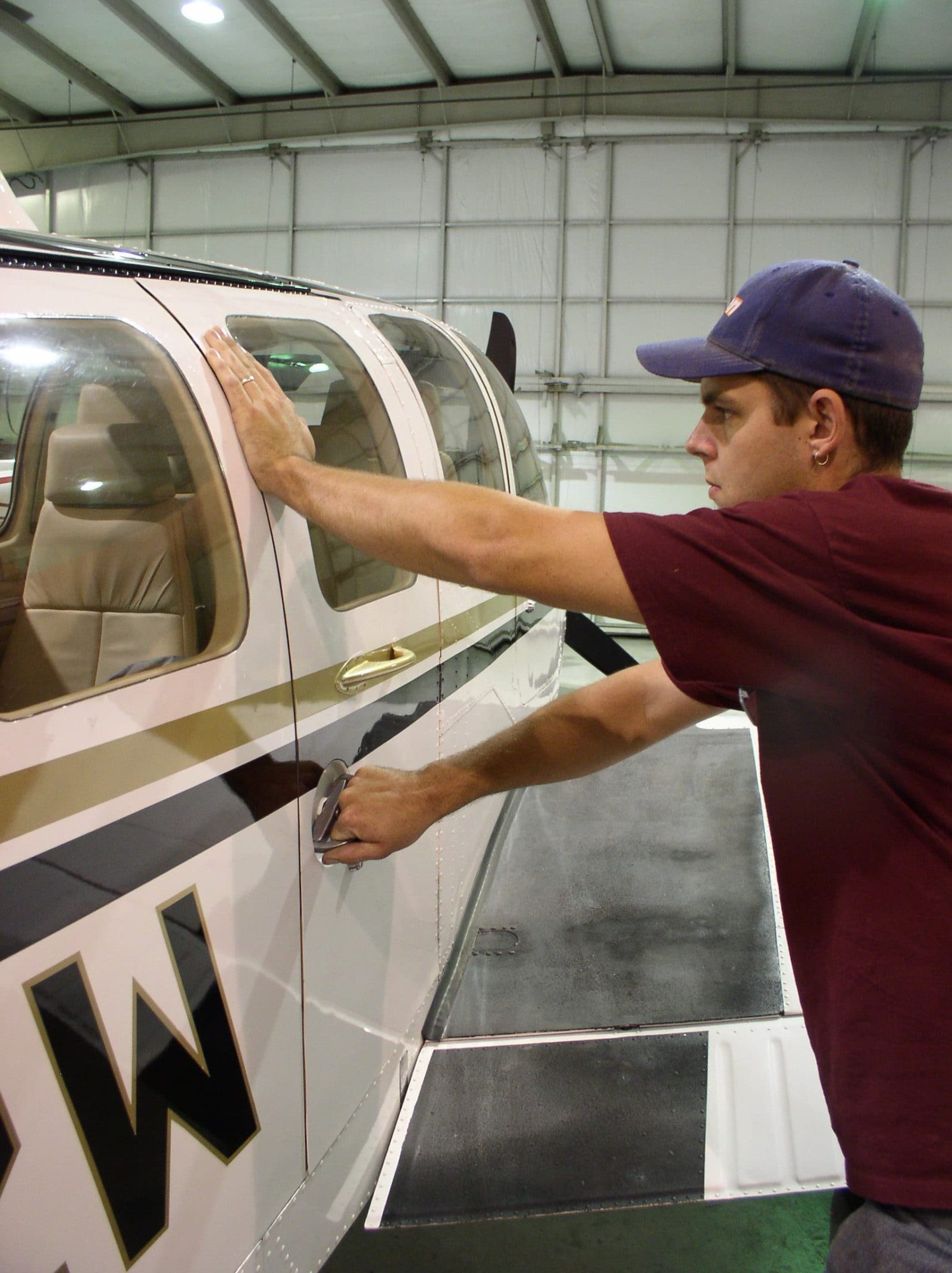 Read more about the article Wing Tips: Baggage Doors – Part III